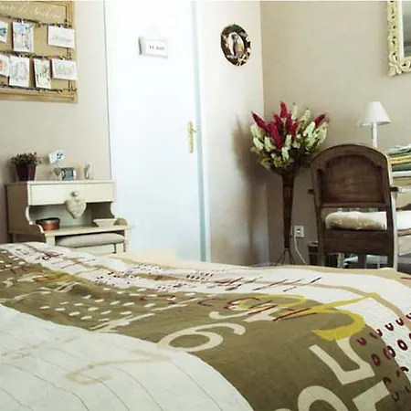 Le Panorama - D'hotes - Cuisine Disponible Bed & Breakfast