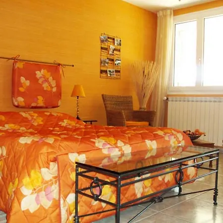 Le Panorama - D'hôtes - Cuisine Disponible Couette-café 3*